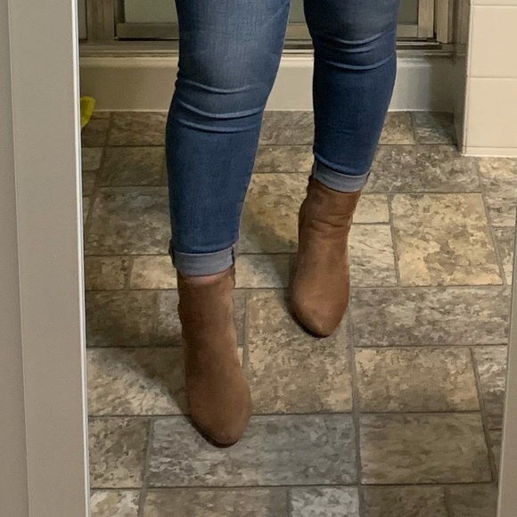 Chunky heel boots - Picture 8 of 8